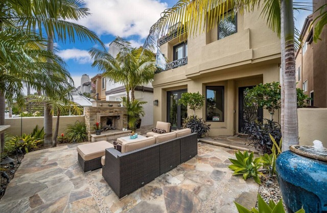 31+ Night Beachstay | Bikes | Fireplace | Hot Tub | Pets