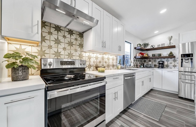 315LQ La Quinta Cove pool home with amazing mountain views