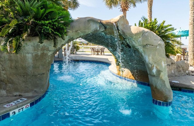 327 Capt John Fripp Villa