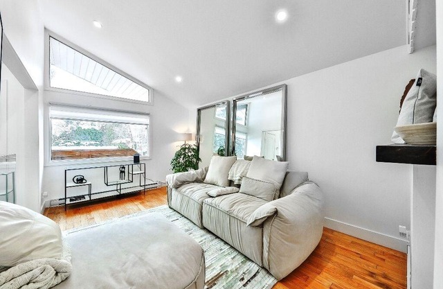 #351 Beautiful House in Boisbriand 3 bedrooms