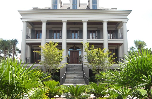 360 DEGREE OCEAN VIEWS OF KIAWAH ISLAND AND THE OCEAN COURSE! RBL-19-005708