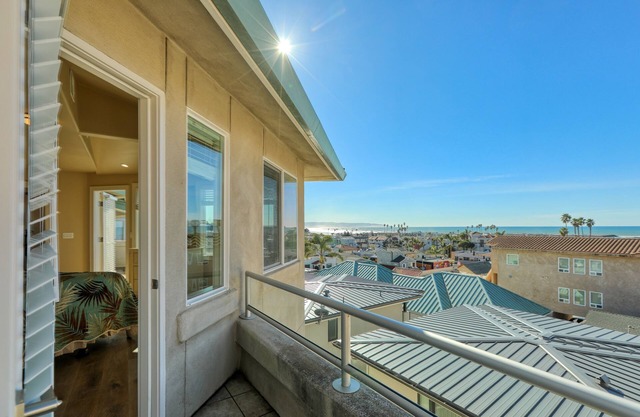 361 C Hinds 3 Bedroom Townhouse by Redawning