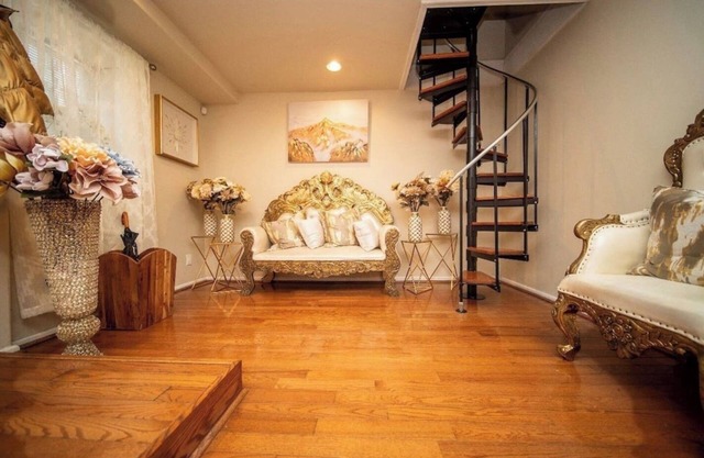 389A) Luxarious beautiful house!