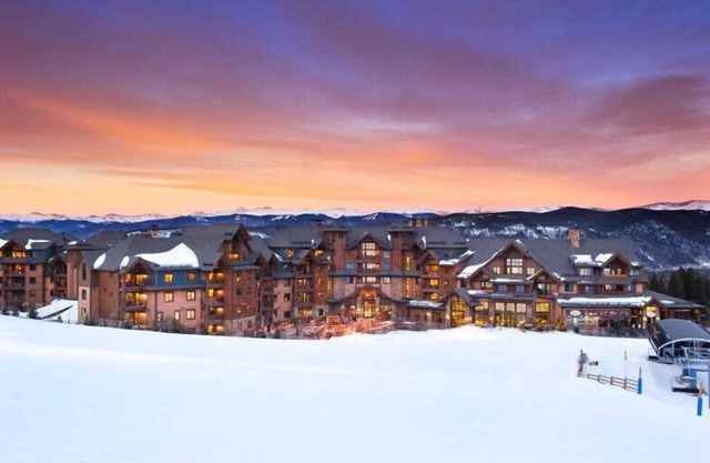 3B Ski-In/Out-Pools-Spa-Movie Room Reservation