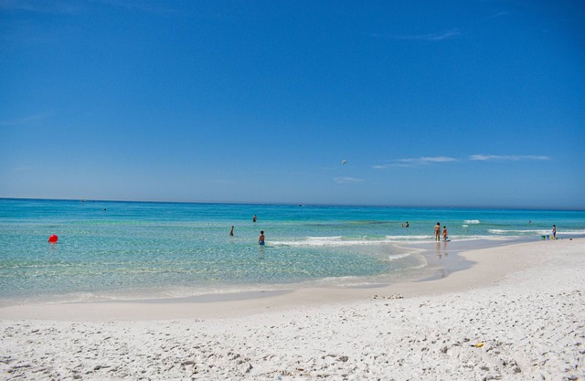3BD 3BA Seascape sleeps 8, 6 Seater Golf cart Miramar beach access