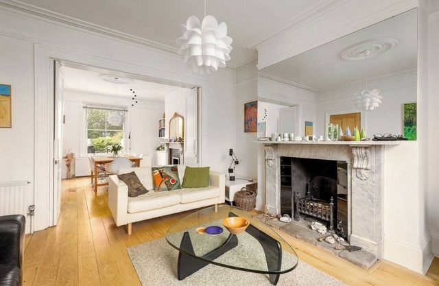 3BD Victorian Townhouse Near Norfolk Broads 4A, 2C