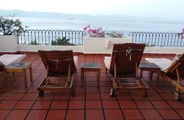 3BDR A Beach Oceanfront Suite at Vela's Vallarta. Hear the waves; walk to marina