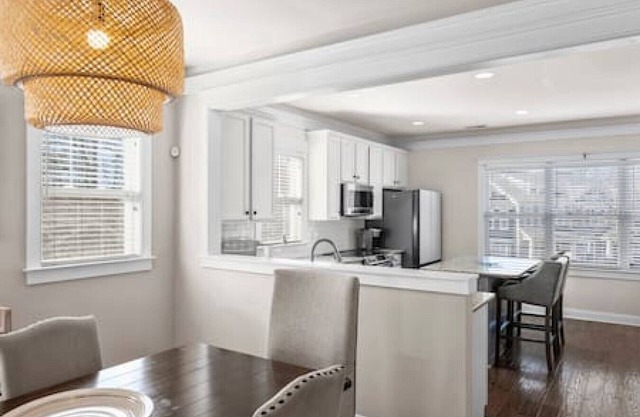3BR/3.5bath Uptown Aloft house.