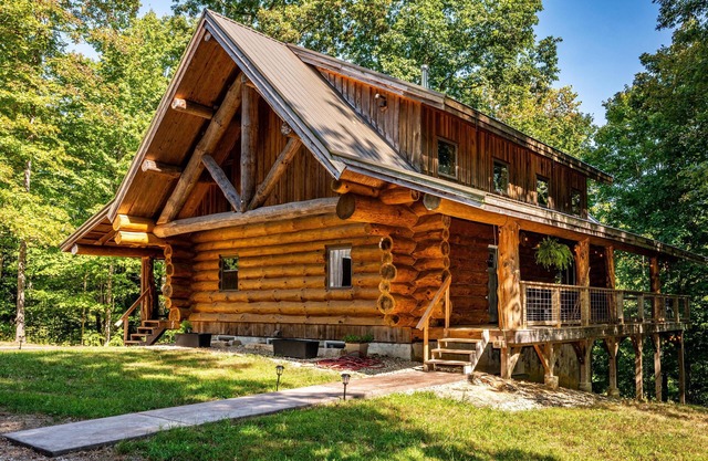 3BR, 3BA log cabin