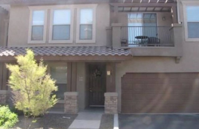 3BR Poolside Resort vacation Condo