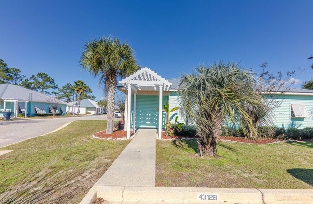 3BR Villa - Close to Beach - - Pet Friendly - The Wharf - Sports