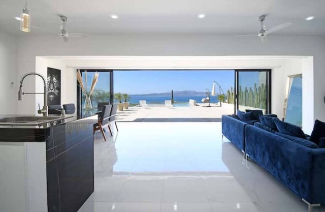 3BR Villa Infinity Pool+Isla Espíritu Santos VIEW!