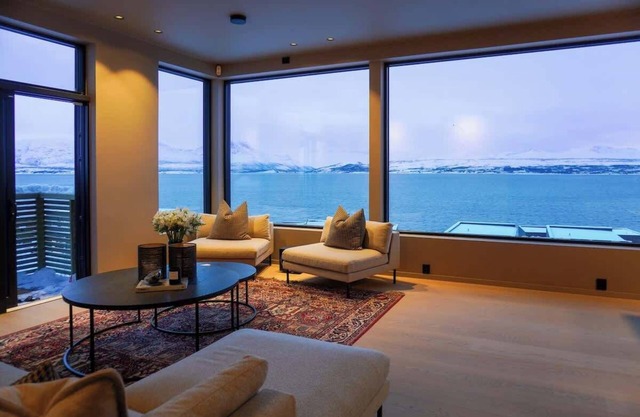 3BR Villa Stunning View