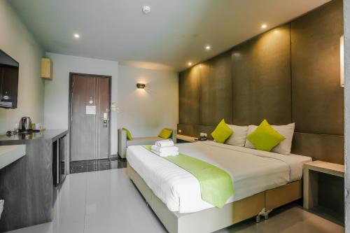 3Season Hotel