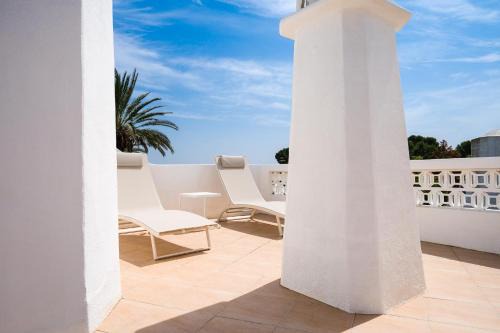 4-Bed Clifftop Beach House - Pool, Private Garden, Terrace & Paddle Boards