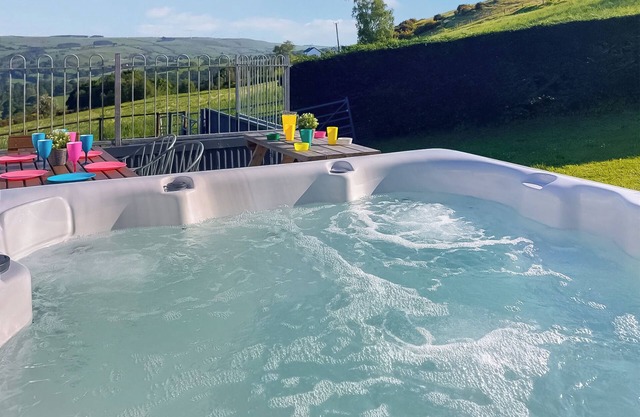 4 bedroom accommodation in Nantglyn, near Denbigh