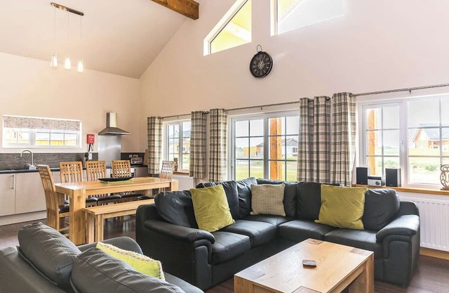 4 bedroom accommodation in Hornsea