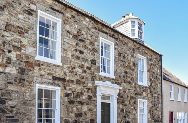 4 bedroom accommodation in Banff