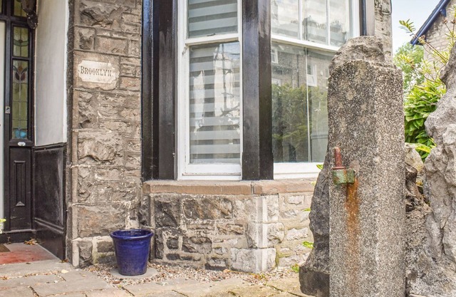 4 bedroom accommodation in Kendal