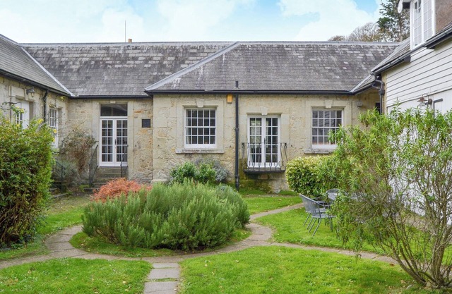 4 bedroom accommodation in St Lawrence, near Ventnor