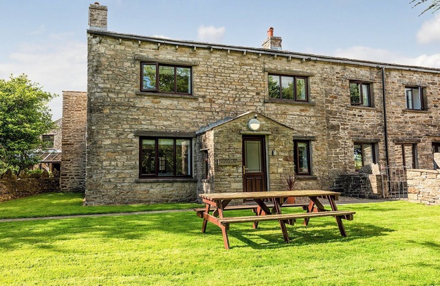 4 bedroom accommodation in Hawes