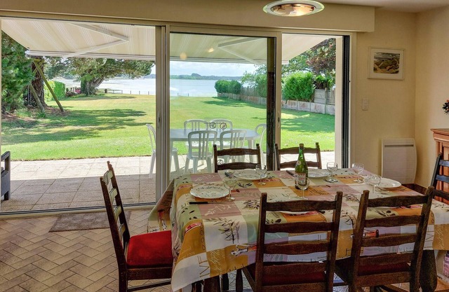 4 bedroom amazing home in Locoal-Mendon