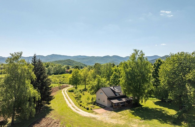 4 bedroom beautiful home in Gospic