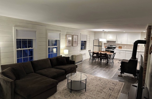 4-bedroom chalet in fabulous Cambridge with WiFi