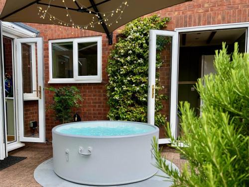 4 Bedroom Cotswold Getaway - Your Perfect Escape Awaits!