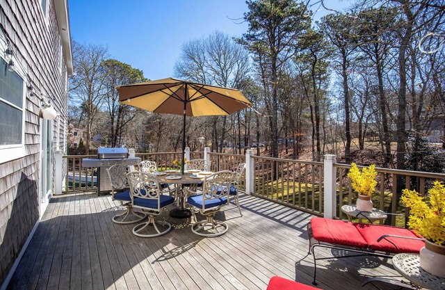 4-Bedroom Home with Game Room- Near Beaches, Bike Path & Aquapark