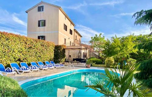 4 Bedroom Lovely Home In Sveti Anton