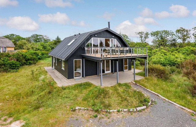 4 bedroom lovely home in Skjern