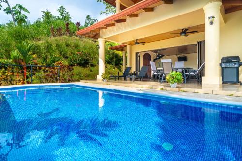 4 Bedroom-sleep 9-private Pool-gated-ojochal