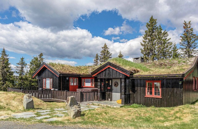 4 bedroom stunning home in øyer
