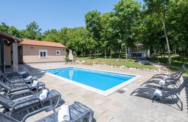 4 bedroom villa with private swimming pool , with total privacy