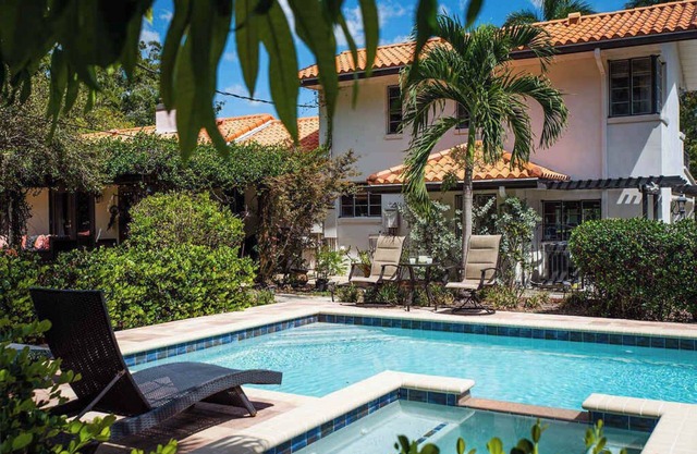4 Br~Min to Ocean~Heated Pool~Hot Tub