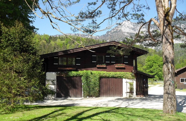 4*holiday home in stunning location w/garden & winter garden