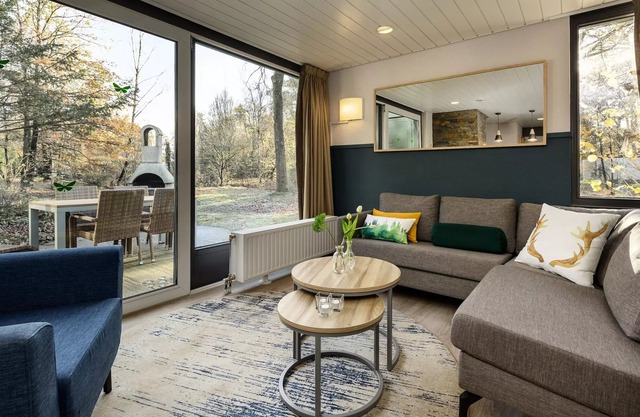 4-person VIP cottage