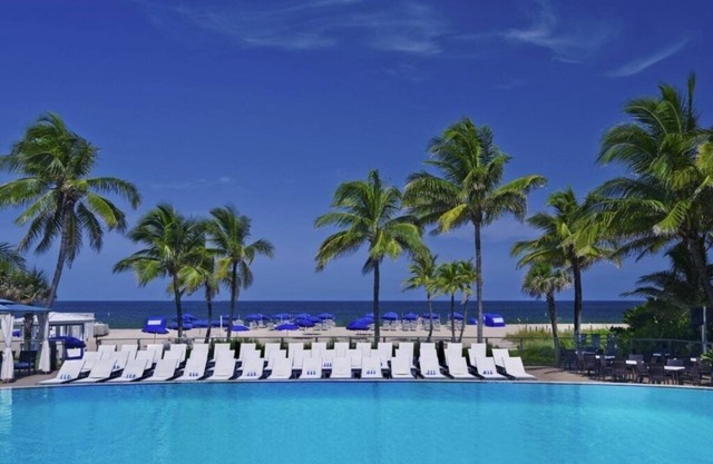 4 Relaxing Beach Units Near Art, Dining & Oceanfront Parks