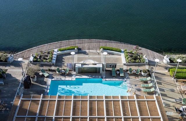 4 x Two Double Water View Room at Grand Bay San Francisco Hotel, Onsite Pool