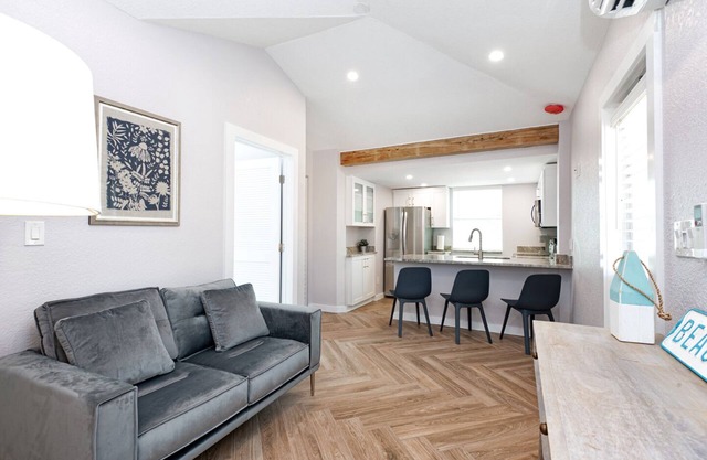 405 1 Bedroom in Downtown Dunedin