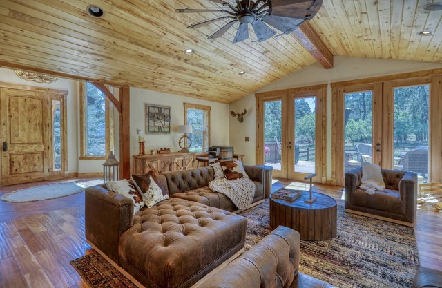 4662 Sq Ft Luxe 4BR Home |Little Elk Ranch: 20 Acres, Hot Tub, Stunning Mountain Views! Game room