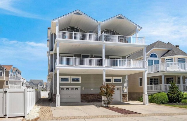 46th Beach Block Townhouse