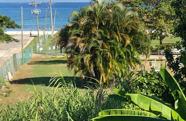 4bd-4.5 bt! Ocean view, with Pool! Fully AC!