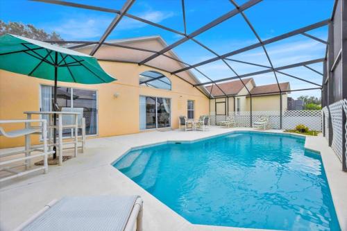 4Bed 3Bath Private Pool Sunrise Retreat