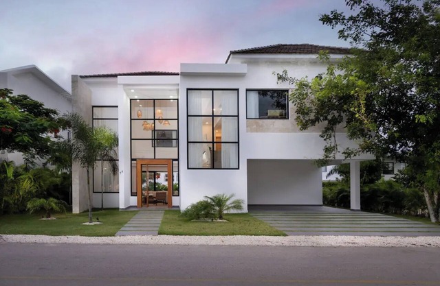 4BR Villa Palma Areca with private Pool