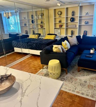 4J Cozy One Bedroom Condo Downtown Hotel District