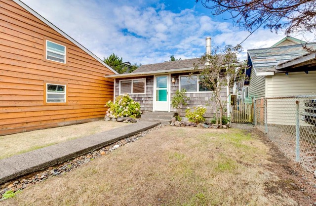 4th Avenue Beach Cottage