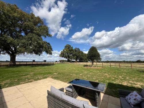 5 Bed in Washbrook oc-m33105