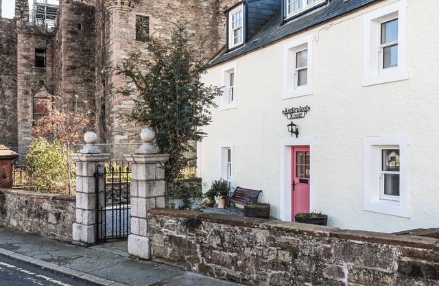 5 bedroom accommodation in Kirkcudbright